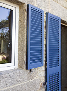 montar Supresión Mediar VENTACAV. Puertas y ventanas de PVC y aluminio en Cantabria